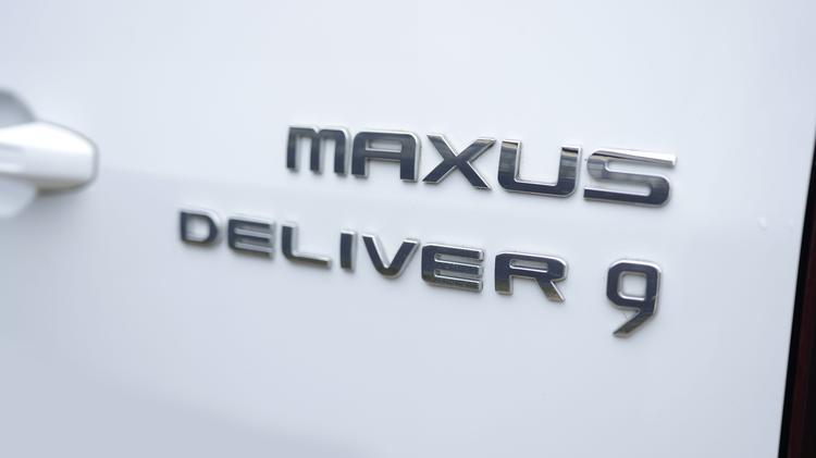 MAXUS DELIVER 9 LWB MINIBUS DIESEL FWD 2.0 D20 150ps High Roof 12 Seater